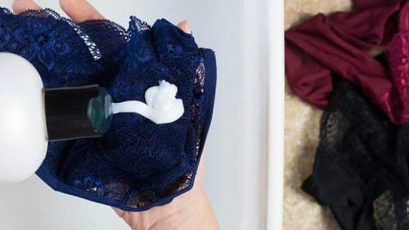 Cách dễ nhất để bảo quản những loại quần áo mỏng manh như đồ lót