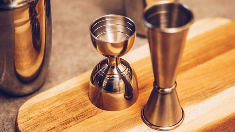 các loại dụng cụ pha chế cơ bản