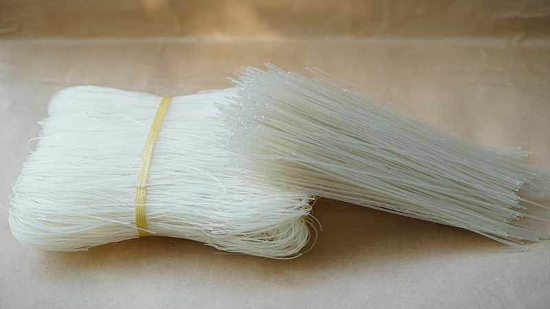 phân biệt miến dong sạch