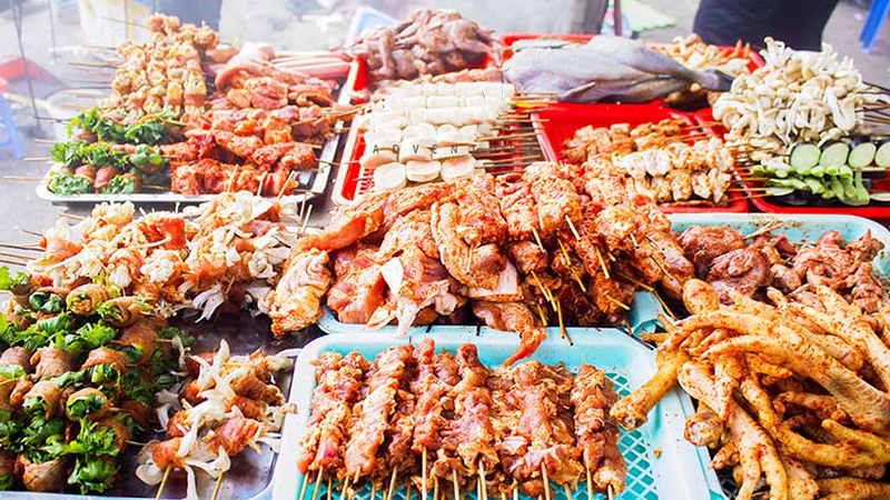 khám phá phố nướng Sapa