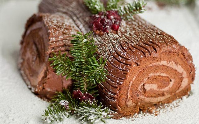 Cách làm Bánh Giáng sinh hình khúc cây  