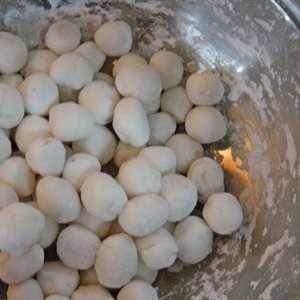 Chè bột lọc bọc đậu phộng
