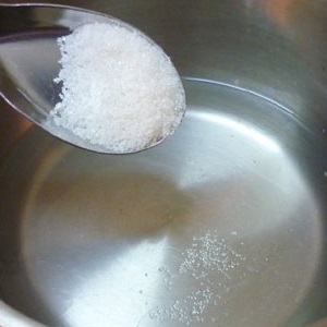 Chè khoai môn bột báng nước cốt dừa
