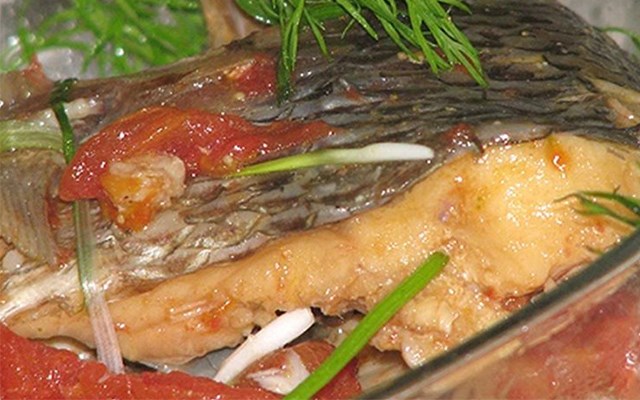 Cách làm cá rô om cà chua  