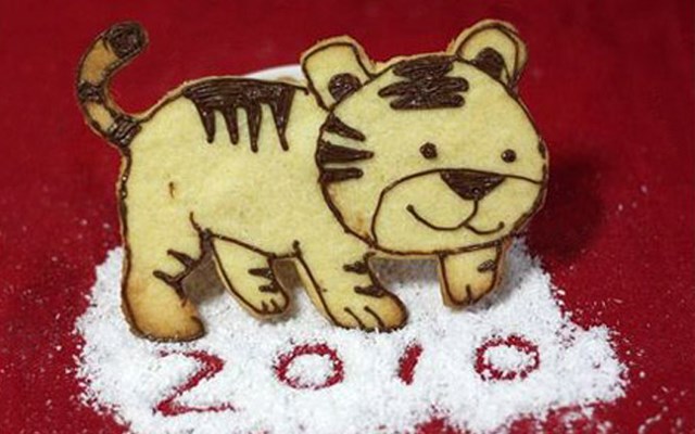Cách làm bánh quy dừa hình con hổ  
