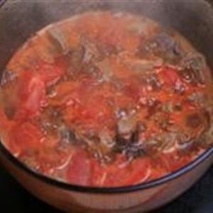 Bò hầm cà chua thơm ngon, bổ dưỡng