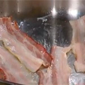 Bacon cuộn ngó sen tôm