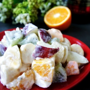 Salad trái cây trộn sốt