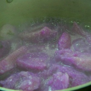 Chè khoai mỡ nước cốt dừa