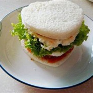 Bánh sandwich bò
