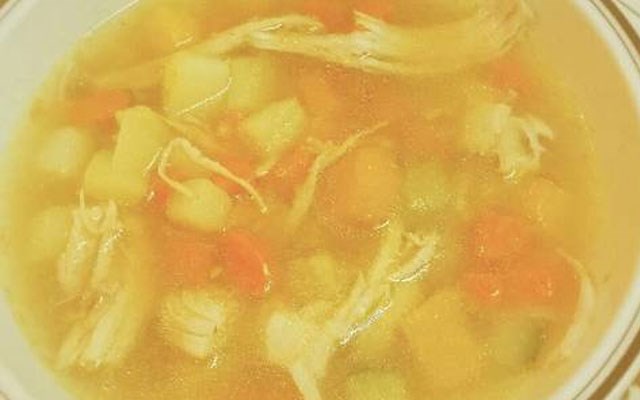 Cách nấu súp rau củ thịt gà  