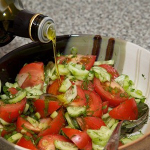 Salad cà chua dưa leo