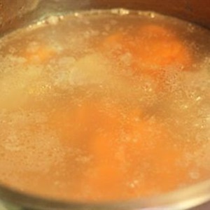 Rau cải kho nước dừa