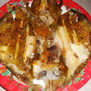 Cá đuối nướng nghệ