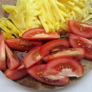 Canh tôm nấu chua kiểu Nam Bộ