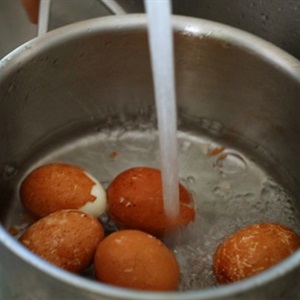 Trứng trộn xì dầu