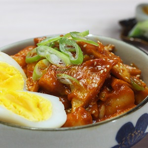 Bánh gạo cay Hàn Quốc tteokbokki