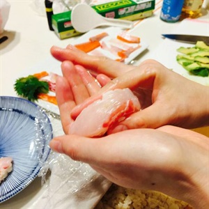 Tự làm sushi nắm nigirizushi