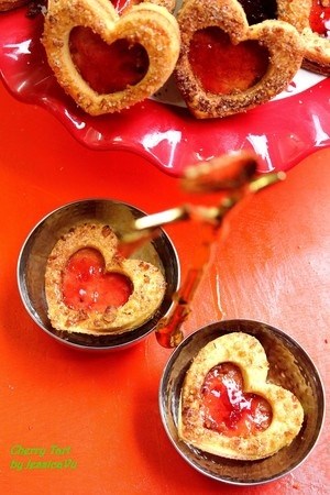 Cherry Tart nóng bỏng cho ngày Valentine  