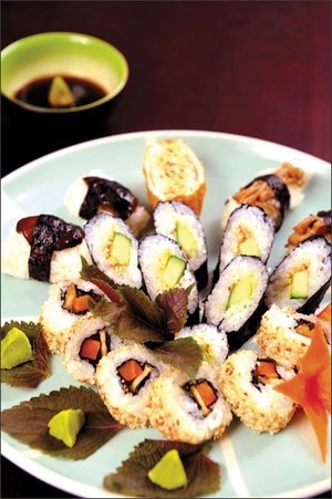 Sushi chay giản đơn dễ làm  