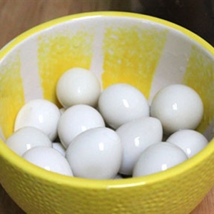 Trứng cút om nấm