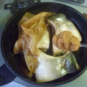 Cá Amberjack xốt súp Miso của Nhật