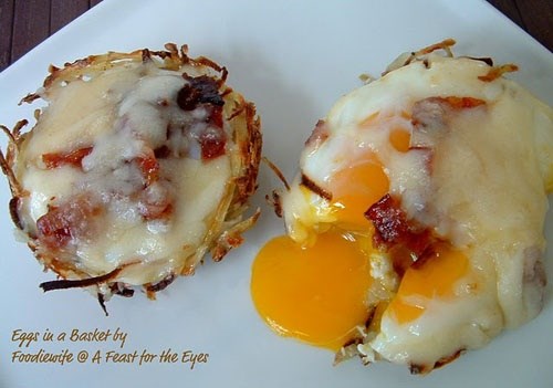 Bữa sáng với khoai tây và trứng theo kiểu tổ chim  