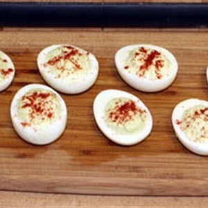 Trứng trộn mayonnaise dành cho các bạn “yếu tim”