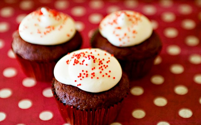 Cách làm cupcake red velvet  