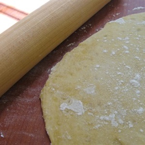 Bánh cannoli truyền thống của Ý