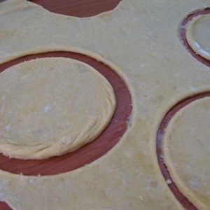 Bánh cannoli truyền thống của Ý