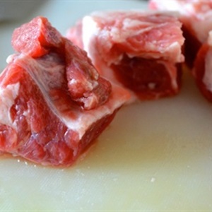 Đậm đà món thịt bò om củ cải