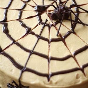 Bánh kem nhện bằng chocolate