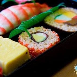 Sushi kẹo ngọt