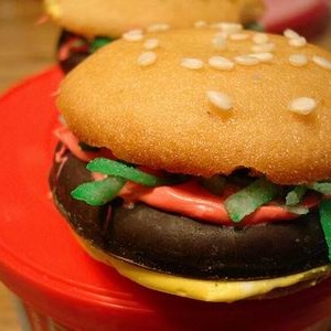 Hamburger trá hình
