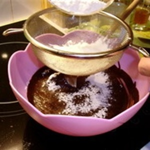 “Tự sướng” với món bánh Brownies