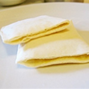 Bánh kẹp nhắng nhít mang “xì-tai” túi đựng hàng