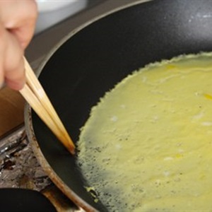 Trứng cuộn hấp nấm