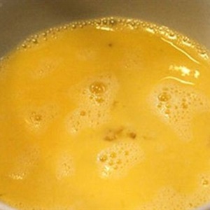 Trứng cuộn hấp nấm