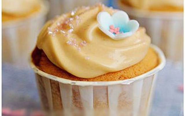 Cách làm cupcake caramel chanh  