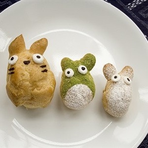 Bánh su kem hình mèo béo Totoro ngon tuyệt