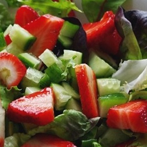 Salad dâu