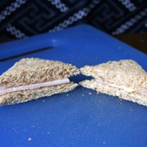 Bánh sandwich Wall-e đáng yêu vô cùng