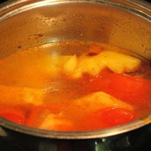 Canh nấm nấu chua