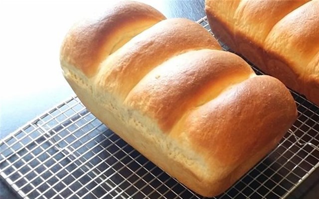 Cách làm bánh mì sữa hokkaido  