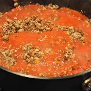 Mì Ý sốt cà chua với thịt bò