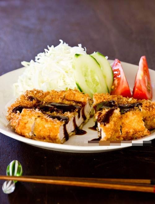 Tonkatsu - thịt lợn chiên xù kiểu Nhật: Ăn là mê  