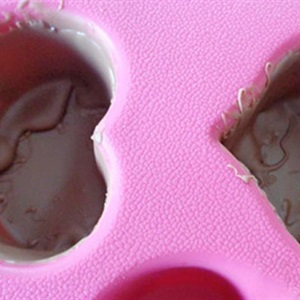 Bánh chocolate nhân dừa hình trái tim