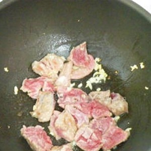 Canh thịt bò bí đỏ