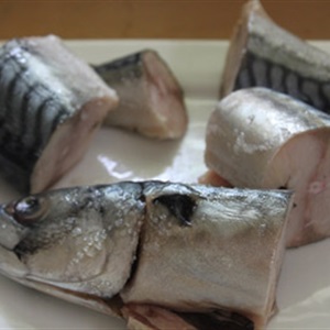 Cá nục kho kiểu Hàn